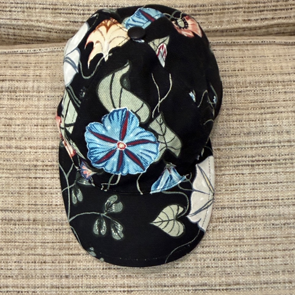 Gucci Black Floral Cotton Baseball Cap with Blue & Cream Blooms Sz S - Picture 9 of 10